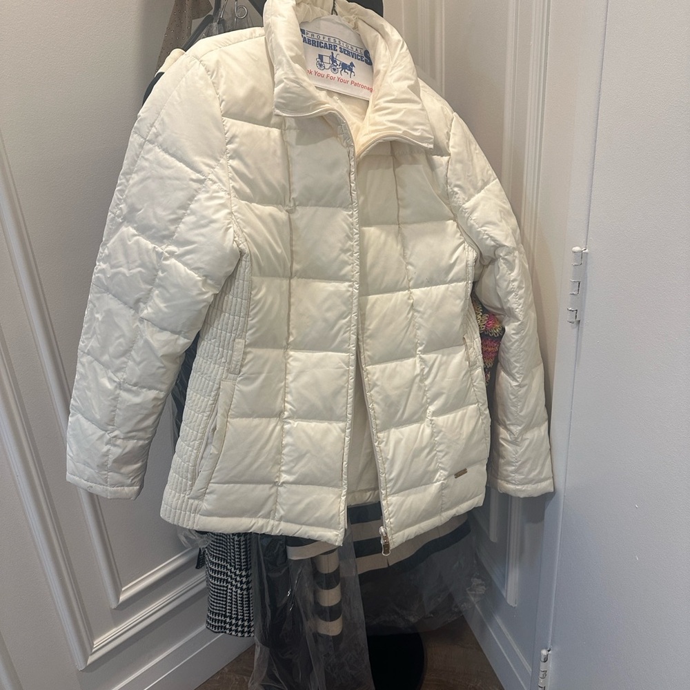 Tommy Hilfiger Women's Cream Puffer Jacket